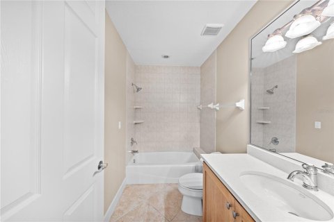 Condo in Daytona Beach, Florida, 3 bedrooms  № 2214735 - photo 14