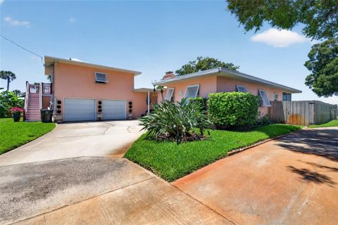 Casa en venta en Daytona Beach, Florida, 4 dormitorios, 146.41 m2 № 2166962 - foto 3