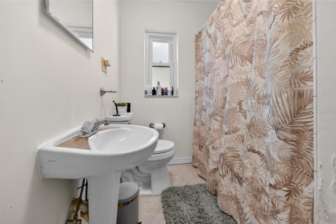 Casa en venta en Daytona Beach, Florida, 4 dormitorios, 146.41 m2 № 2166962 - foto 28