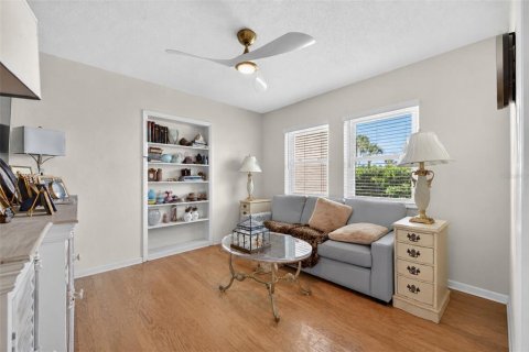 Casa en venta en Daytona Beach, Florida, 4 dormitorios, 146.41 m2 № 2166962 - foto 22
