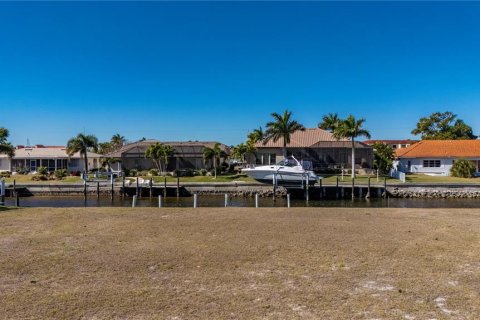 Terrain à vendre à Punta Gorda, Floride № 2125885 - photo 4