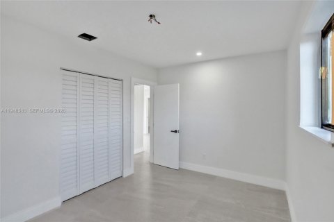 Casa en venta en Miami, Florida, 3 dormitorios, 111.39 m2 № 2006389 - foto 26