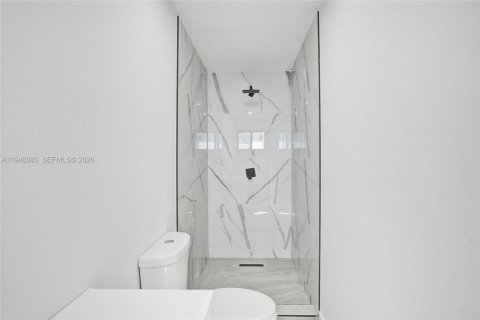 Casa en venta en Miami, Florida, 3 dormitorios, 111.39 m2 № 2006389 - foto 22