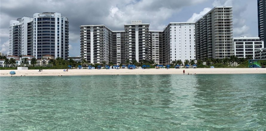 Condo à Miami Beach, Floride, 2 chambres  № 1850460