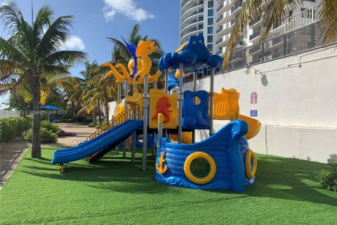 Copropriété à louer à Miami Beach, Floride: 2 chambres, 149.11 m2 № 1850460 - photo 11