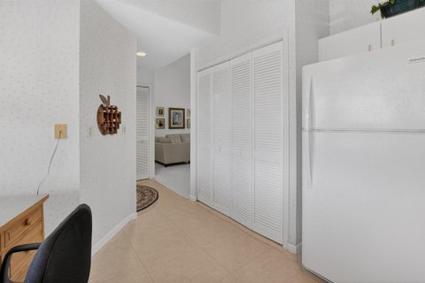Copropriété à vendre à Boynton Beach, Floride: 2 chambres, 109.44 m2 № 2261804 - photo 5
