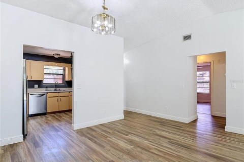 Villa ou maison à vendre à Edgewater, Floride: 2 chambres, 114.46 m2 № 2211520 - photo 7