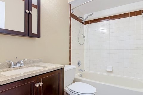 Villa ou maison à vendre à Edgewater, Floride: 2 chambres, 114.46 m2 № 2211520 - photo 23