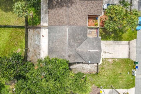 Villa ou maison à vendre à Edgewater, Floride: 2 chambres, 114.46 m2 № 2211520 - photo 3