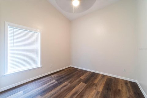 House in Deltona, Florida 3 bedrooms, 163.51 sq.m. № 1917154 - photo 20