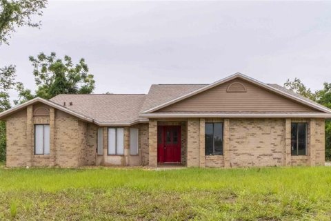 House in Deltona, Florida 3 bedrooms, 163.51 sq.m. № 1917154 - photo 1