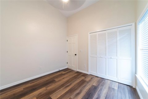 House in Deltona, Florida 3 bedrooms, 163.51 sq.m. № 1917154 - photo 21