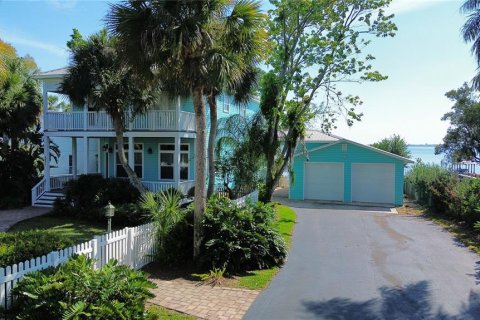 House in Sebring, Florida 3 bedrooms, 236.25 sq.m. № 1538625 - photo 4