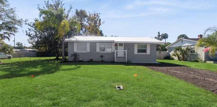 Casa en DeLand, Florida 3 dormitorios, 134.89 m2 № 2101963