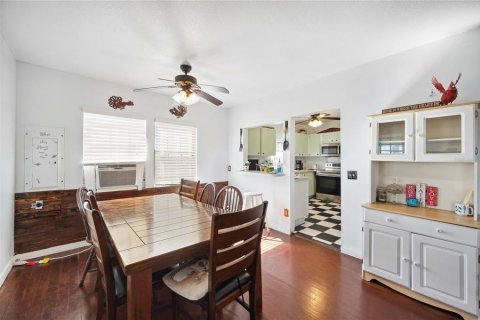 House in Fort Meade, Florida 3 bedrooms, 111.48 sq.m. № 1719163 - photo 11