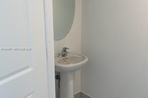 Adosado en alquiler en Homestead, Florida, 3 dormitorios № 2026334 - foto 16