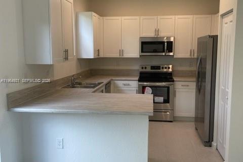 Adosado en alquiler en Homestead, Florida, 3 dormitorios № 2026334 - foto 3