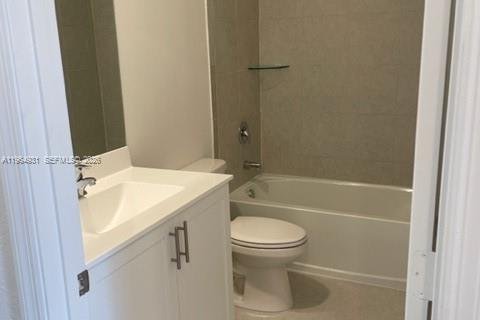 Adosado en alquiler en Homestead, Florida, 3 dormitorios № 2026334 - foto 17