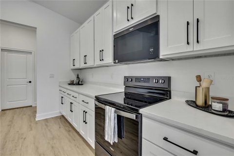 Casa en venta en Spring Hill, Florida, 4 dormitorios, 191.47 m2 № 1882743 - foto 18