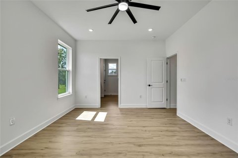 Casa en venta en Spring Hill, Florida, 4 dormitorios, 191.47 m2 № 1882743 - foto 26