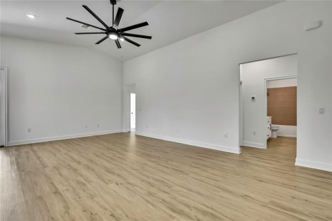 Casa en venta en Spring Hill, Florida, 4 dormitorios, 191.47 m2 № 1882743 - foto 11