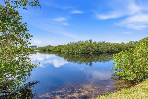 Condo in Palm Harbor, Florida, 3 bedrooms  № 2206531 - photo 24