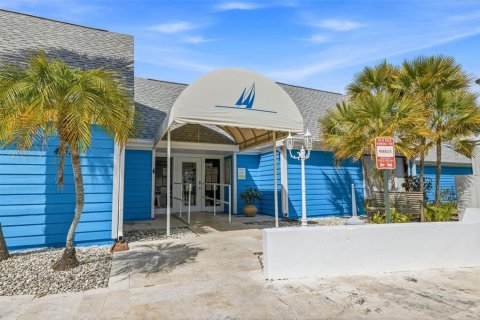 Condo in Palm Harbor, Florida, 3 bedrooms  № 2206531 - photo 26
