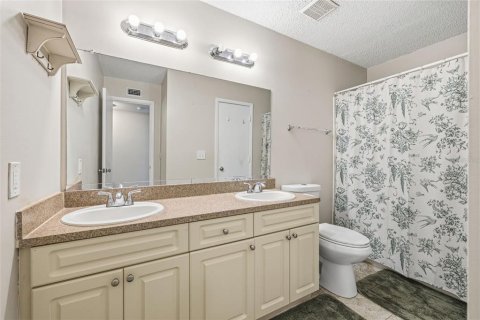 Condo in Palm Harbor, Florida, 3 bedrooms  № 2206531 - photo 16
