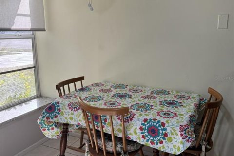 House in Port Richey, Florida 2 bedrooms, 125.14 sq.m. № 2092895 - photo 30