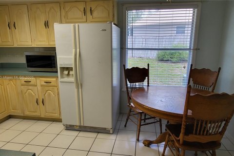 House in DeLand, Florida 3 bedrooms, 206.99 sq.m. № 1738768 - photo 14