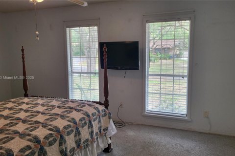 House in DeLand, Florida 3 bedrooms, 206.99 sq.m. № 1738768 - photo 30