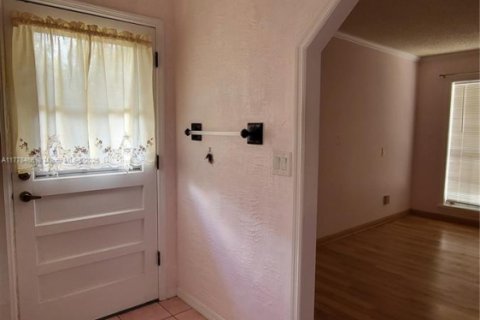 House in DeLand, Florida 3 bedrooms, 206.99 sq.m. № 1738768 - photo 27
