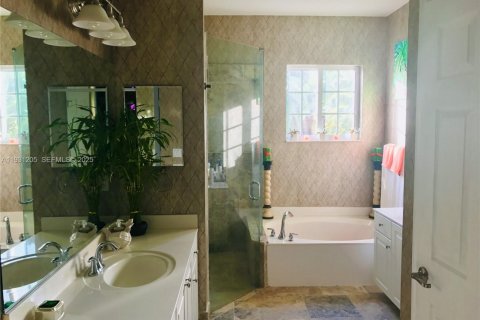 Touwnhouse à vendre à Oakland Park, Floride: 3 chambres, 140.65 m2 № 2034911 - photo 9