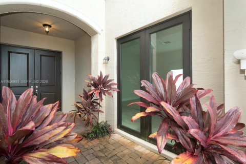 Casa en venta en Delray Beach, Florida, 5 dormitorios, 444.35 m2 № 2010764 - foto 10