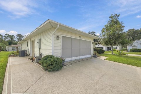 Villa ou maison à vendre à Leesburg, Floride: 3 chambres, 149.02 m2 № 2404330 - photo 2