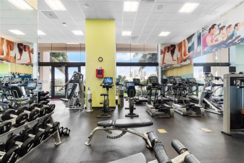 Condo in Aventura, Florida, 2 bedrooms № 2091298 - photo 28