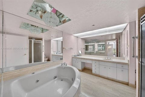 Condo in Aventura, Florida, 2 bedrooms № 2091298 - photo 21