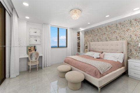 Купить кондоминиум в Санни-Айлс-Бич, Флорида 6 спален, 420.01м2, № 2154801 - фото 26