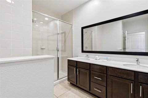 Купить таунхаус в Киссимми, Флорида 6 комнат, 125.42м2, № 2099050 - фото 18