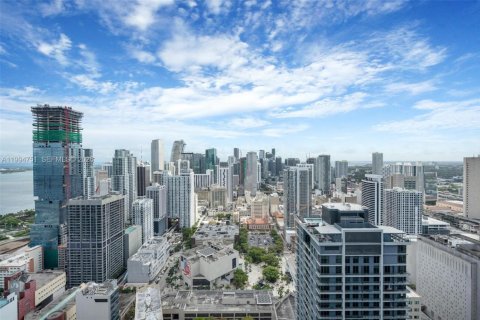 Condo in Miami, Florida, 1 bedroom  № 2181469 - photo 13