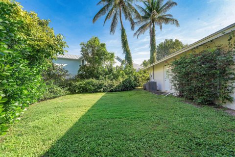 Villa ou maison à vendre à Juno Beach, Floride: 3 chambres, 155.24 m2 № 2407606 - photo 24