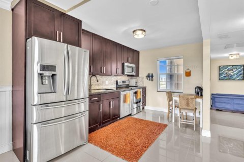 Condominio en venta en Pompano Beach, Florida, 3 dormitorios, 129.13 m2 № 2266204 - foto 17