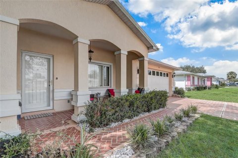 House in Ocala, Florida 3 bedrooms, 172.33 sq.m. № 1884821 - photo 2