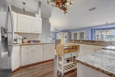 House in Ocala, Florida 3 bedrooms, 172.33 sq.m. № 1884821 - photo 8
