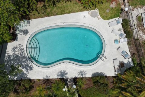 House in Sarasota, Florida 2 bedrooms, 111.85 sq.m. № 2142709 - photo 29