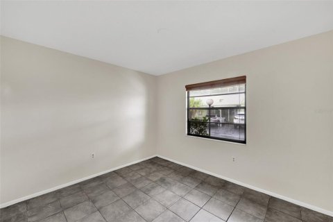 House in Sarasota, Florida 2 bedrooms, 111.85 sq.m. № 2142709 - photo 13