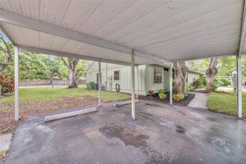 House in Sarasota, Florida 2 bedrooms, 111.85 sq.m. № 2142709 - photo 27