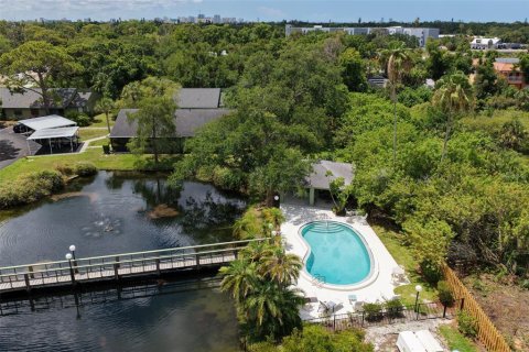 House in Sarasota, Florida 2 bedrooms, 111.85 sq.m. № 2142709 - photo 30