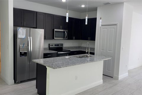 Casa en alquiler en Ocala, Florida, 4 dormitorios, 162.58 m2 № 1722088 - foto 10