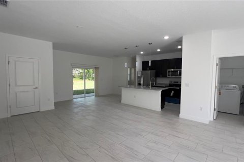Casa en alquiler en Ocala, Florida, 4 dormitorios, 162.58 m2 № 1722088 - foto 5
